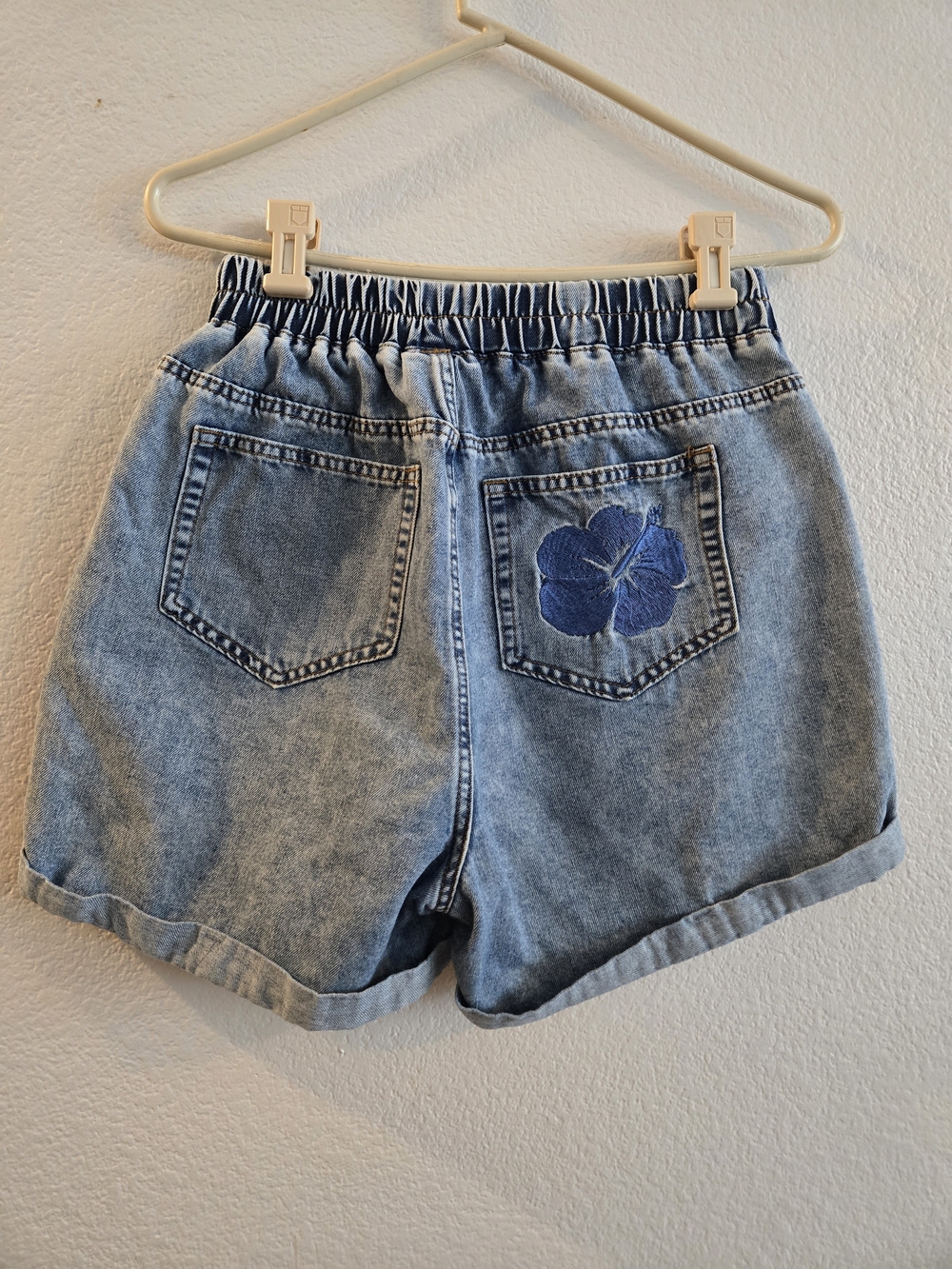 Her Universe Denim Shorts with Embroidered Stitch, Size Large - Picture 4 of 7